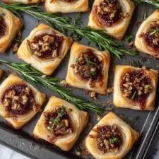 Cranberry Brie Bites Recipe