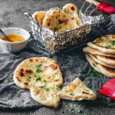 Pain pita à l’ail facile fait maison