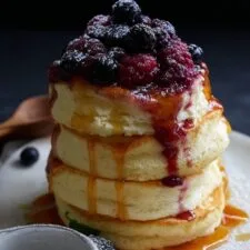 Fluffy Japanese Soufflé Pancakes Recipe