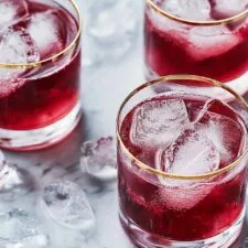 Pomegranate-Red Wine Cocktail Recipe