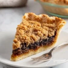 Shoofly Pie with Molasses and Crumble Topping Recipe