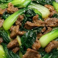 Das beste gebratene Rindfleisch mit Pak Choi, das du je probieren wirst