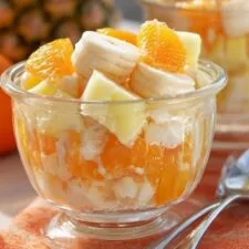 Insalata Sunshine: un piatto fresco e colorato per ravvivare ogni pasto