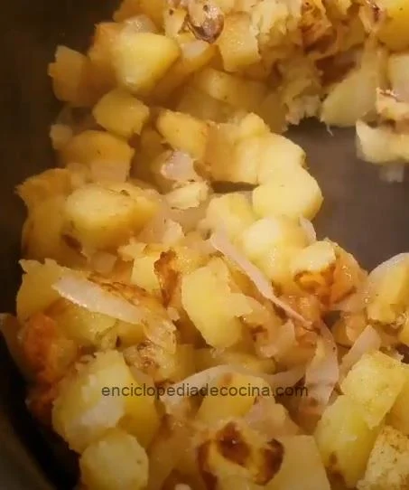 Criolla potatoes
