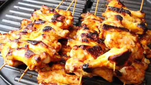 Scharfe BBQ-Hähnchenflügel