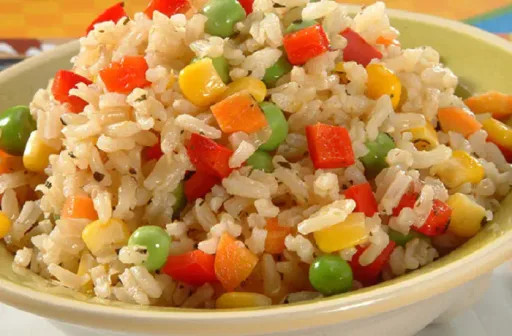 Arroz a la jardinera peruano caseiro