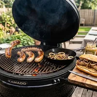 Thüringer braadworst on the Kamado