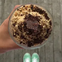 Ridiculously delicious Snickers ice cream
