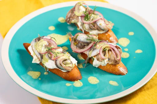 Anchovy montadito