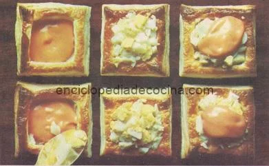 Pastelitos con huevos duros