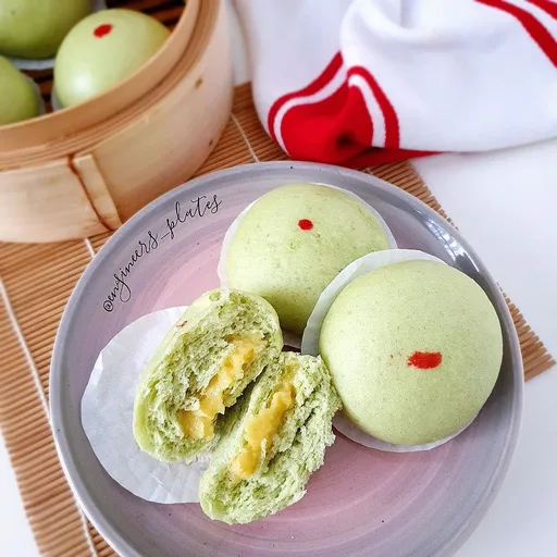 Pandan Steamed Bun