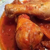 Chicken drumsticks in Italian tomato sauce
