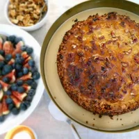 Banana coconut tart: Banana Joe