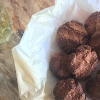 Crunchy chia peanut butter cookies