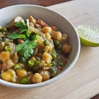 Chicken and chickpea curry