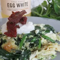 The tastiest failed omelet with spinach & sun-dried tomatoes