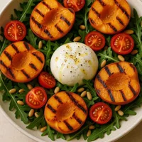 Salade de pêches grillées et burrata