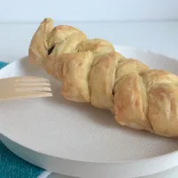 Nutella puff pastry braids with pecan