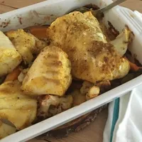 Casserole with cod, cauliflower and curry