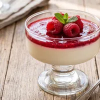 Panna cotta with raspberry jelly