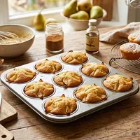 Pear mini cakes from the muffin tin