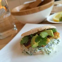 Pita with falafel, fresh tzatziki and avocado