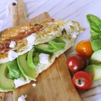 Power lunch: egg-white omelette with avocado and feta