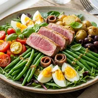 Salade niçoise met verse tonijn
