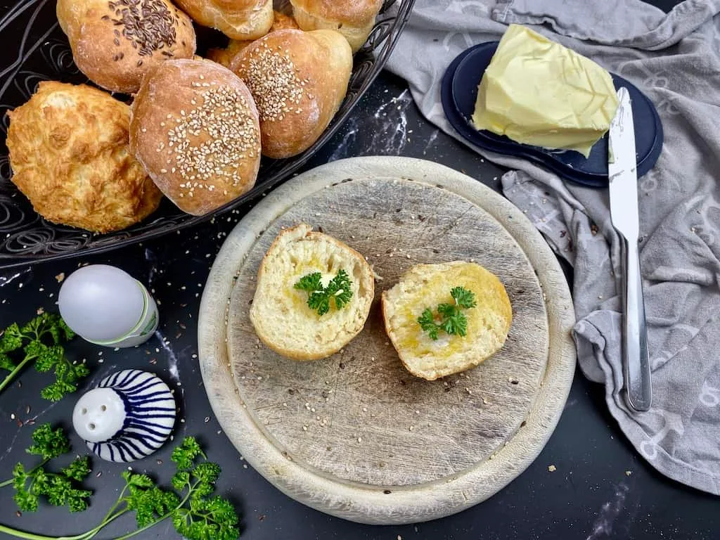Gesunde Dinkel-Quark-Brötchen
