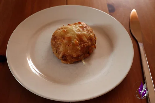 Low-carb cheese rolls