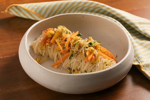 Fideos de arroz con verduras