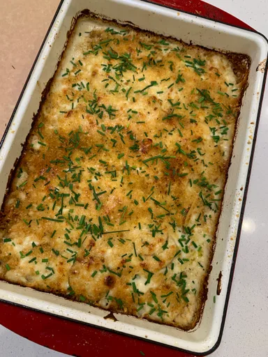 Cheesy Au Gratin Potatoes