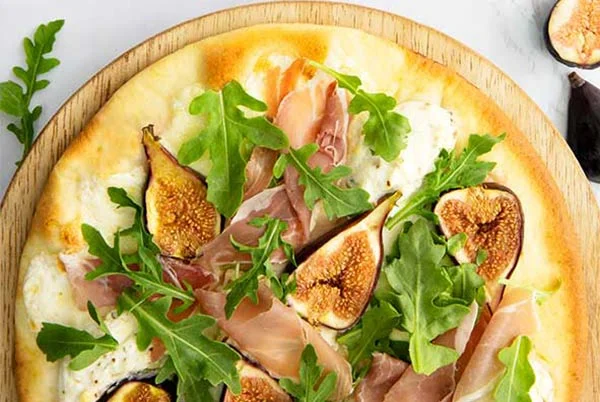 Fig, Prosciutto & Arugula Pizza with Balsamic Drizzle