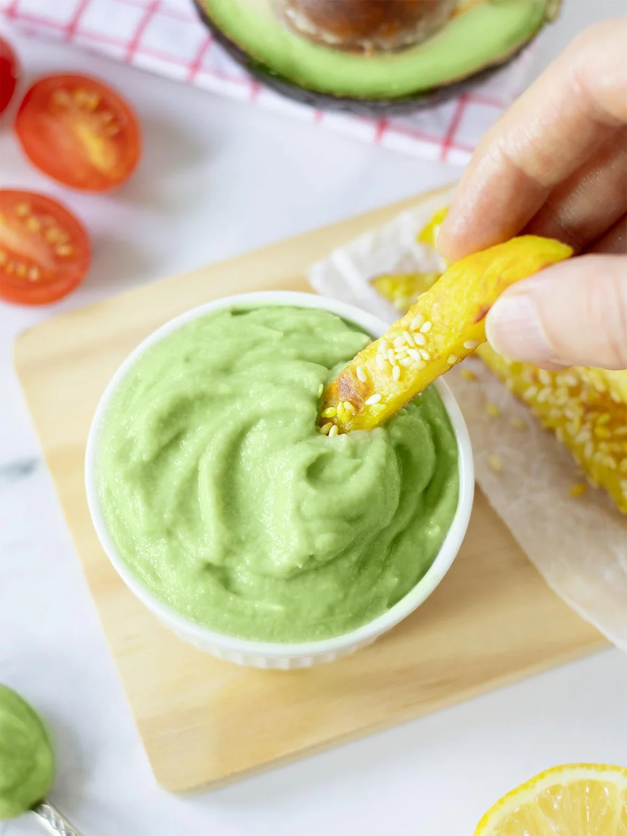 Creamy Vegan Avocado Mayo Without Eggs or Oil