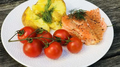 Saumon au miel et pommes de terre