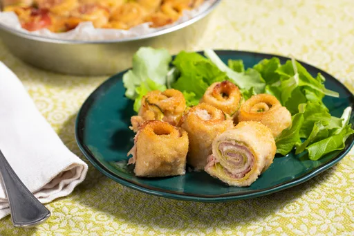 Rollitos de pechuga de pollo y calabacín