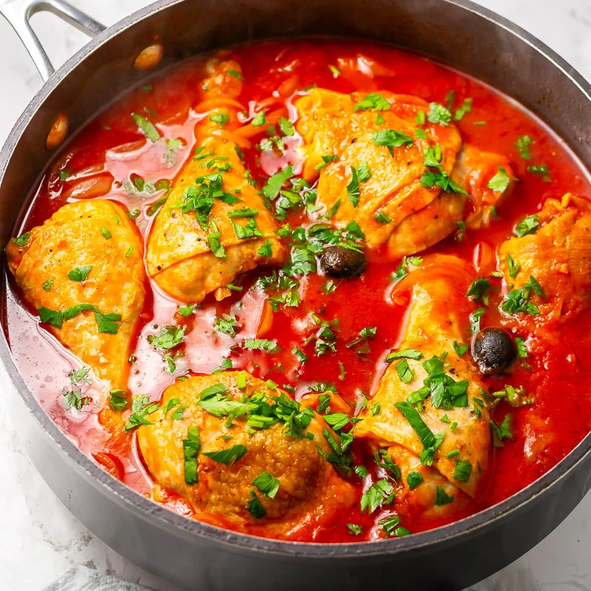 Pollo alla cacciatora classico italiano