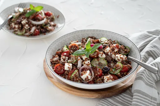 Ensalada de quinoa a la griega