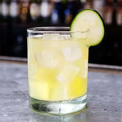 Refresco de pepino e tequila
