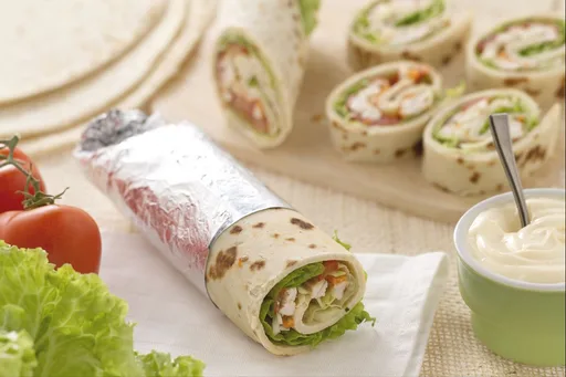 Rotolini di piadina con pollo