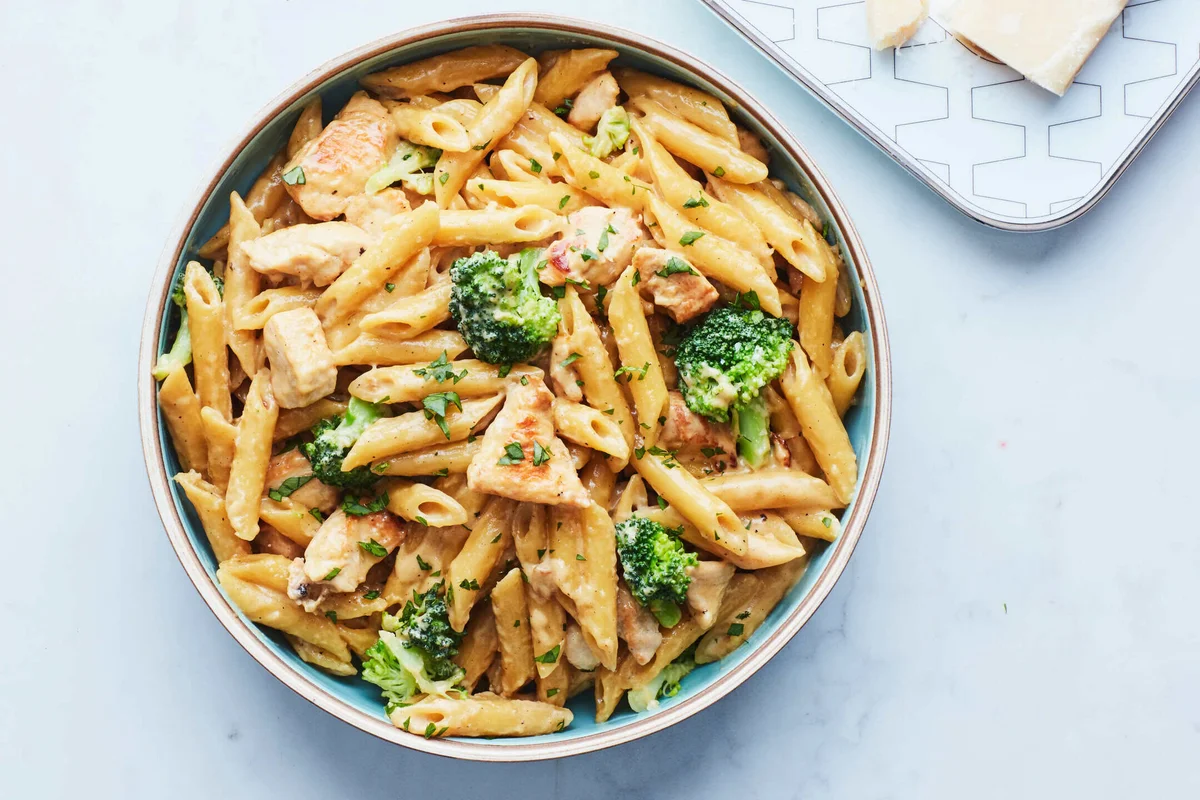Pasta Alfredo al pollo