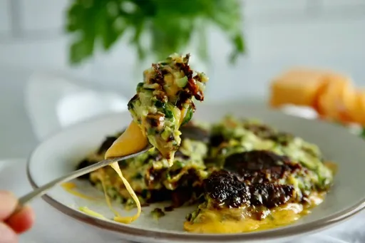 Toast al formaggio e zucchine