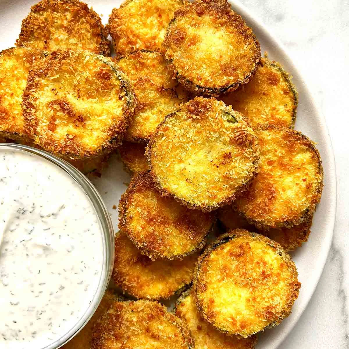Zucchini-Chips aus der Heißluftfritteuse