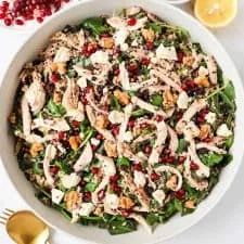 Ensalada de pollo y granada