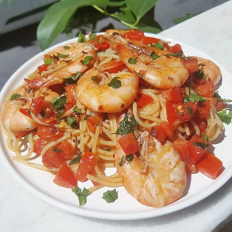 Spaghettis épicés aux crevettes