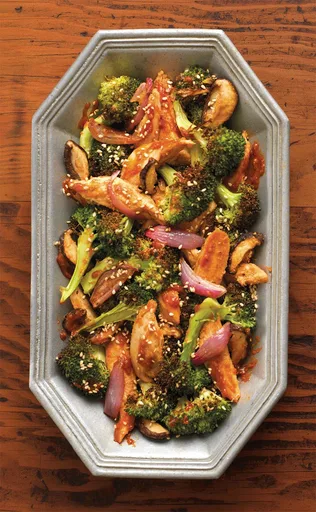 Broccoli alla griglia con pollo alla asiatica
