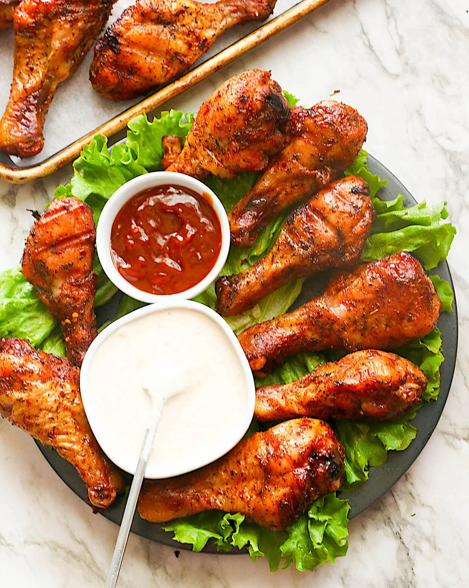 Cosce di pollo al barbecue a pellet