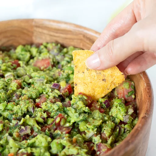Guacamole de guisantes verdes sin aguacate