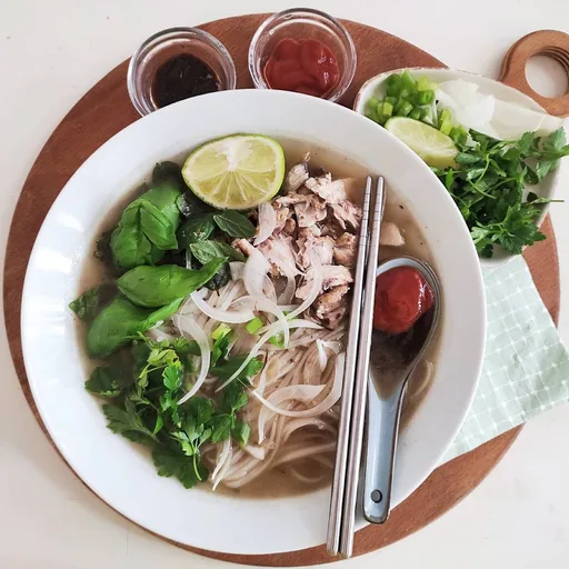 Phó Gà (Vietnamese Chicken Noodle Soup)