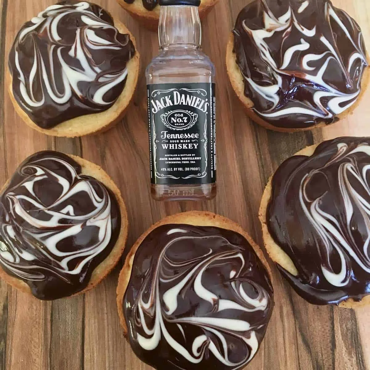 Easy Boston Cream Pie Cupcakes